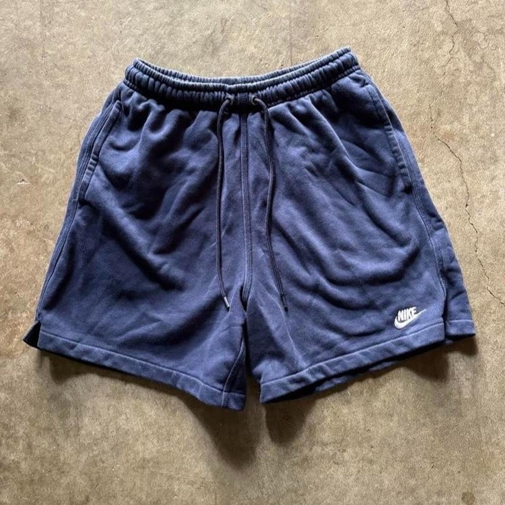 Vintage Nike navy blue sweat shorts   Mens Size XS